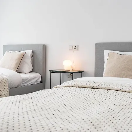 Modern 3 Bedroom Retreat In