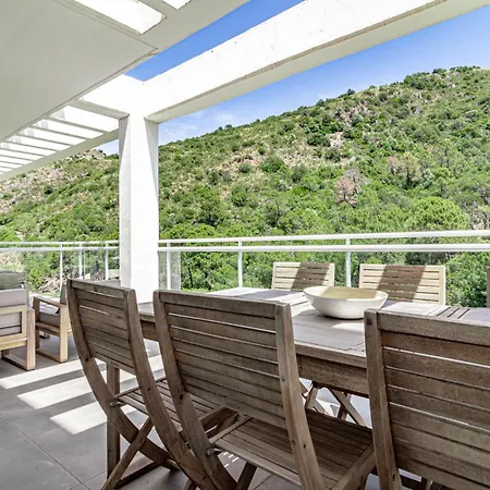 Apartment Modern 3 Bedroom Retreat In Benahavis