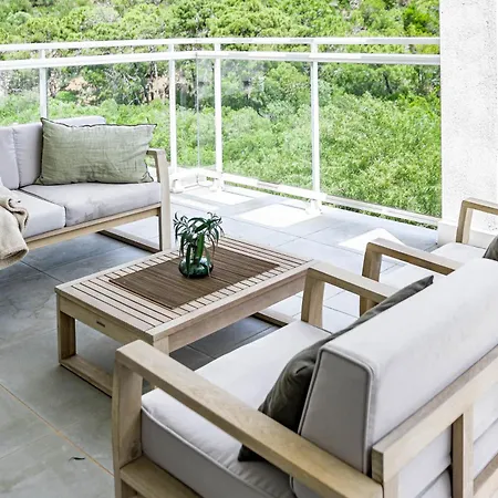 Modern 3 Bedroom Retreat In Benahavis